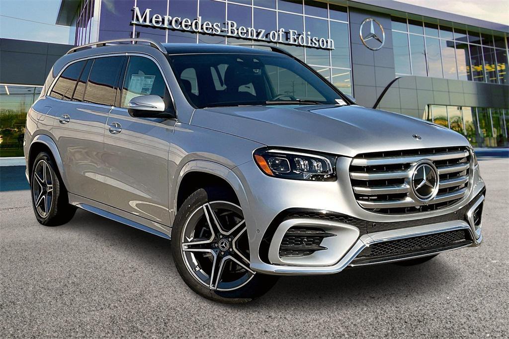 new 2025 Mercedes-Benz GLS 450 car, priced at $95,365