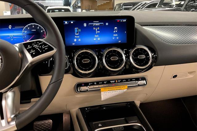 new 2025 Mercedes-Benz GLA 250 car, priced at $44,250