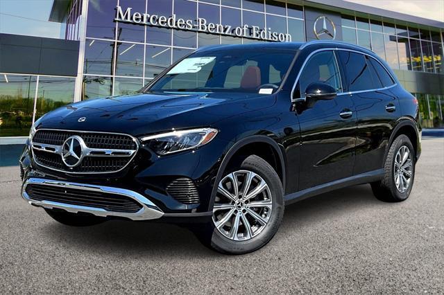 new 2025 Mercedes-Benz GLC 300 car, priced at $54,570