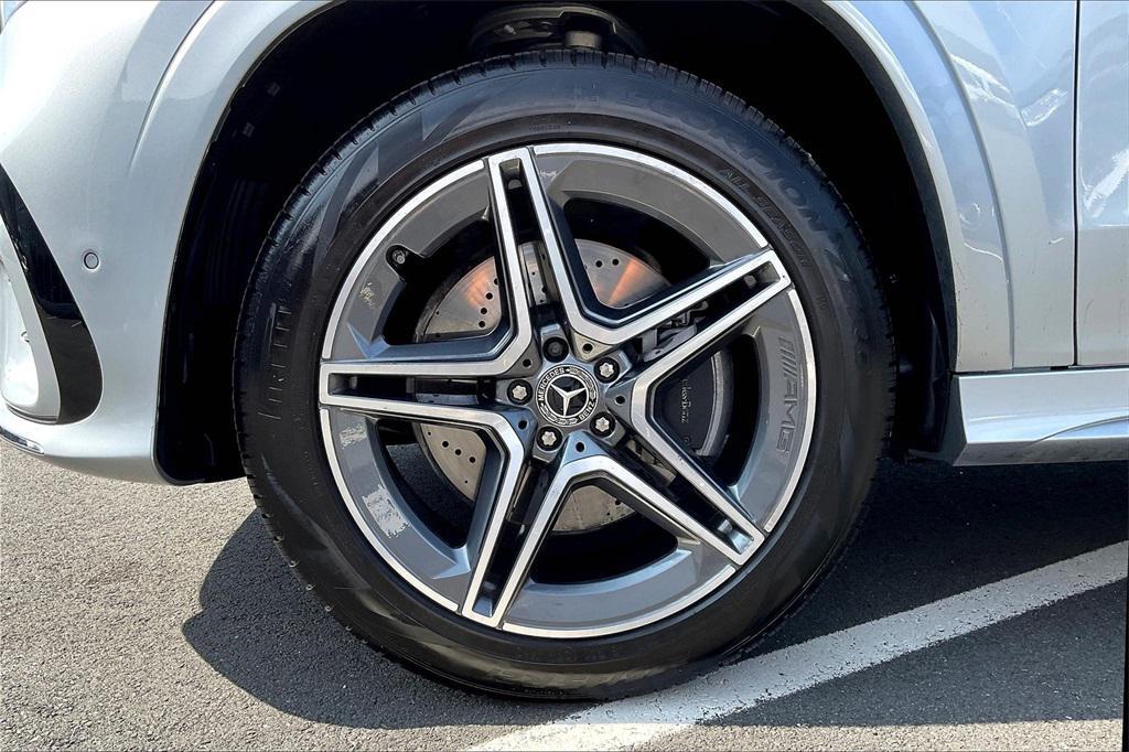 new 2025 Mercedes-Benz GLS 450 car, priced at $95,025