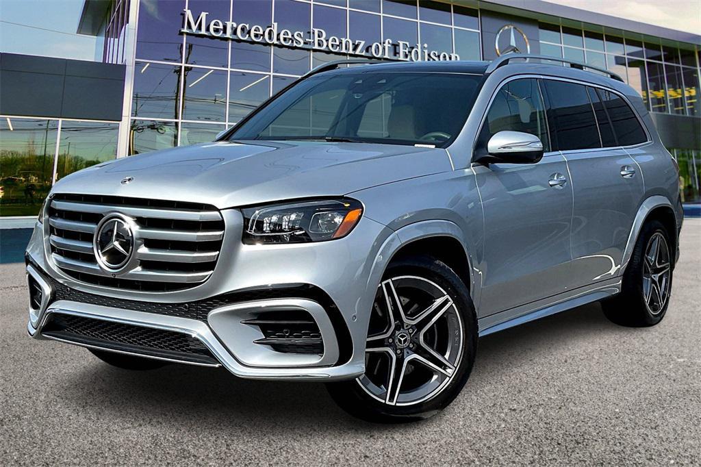 new 2025 Mercedes-Benz GLS 450 car, priced at $95,025