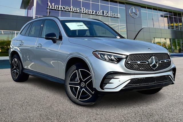 new 2025 Mercedes-Benz GLC 300 car, priced at $59,830