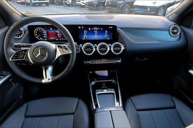 new 2025 Mercedes-Benz GLA 250 car, priced at $47,295