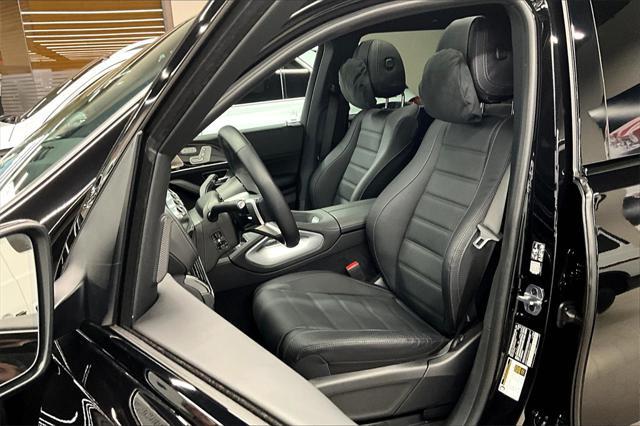 new 2025 Mercedes-Benz GLS 450 car, priced at $104,800
