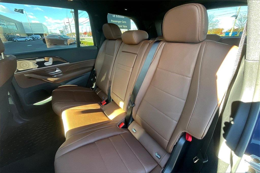 new 2026 Mercedes-Benz GLS 450 car, priced at $101,340