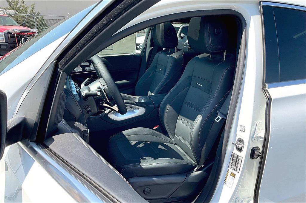 new 2025 Mercedes-Benz AMG GLE 53 car, priced at $94,115