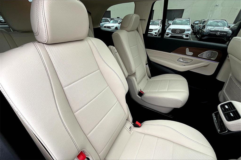 used 2025 Mercedes-Benz GLS 450 car, priced at $81,319