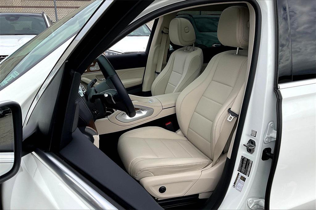 used 2025 Mercedes-Benz GLS 450 car, priced at $81,319