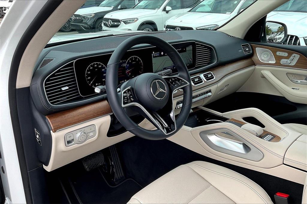 used 2025 Mercedes-Benz GLS 450 car, priced at $81,319