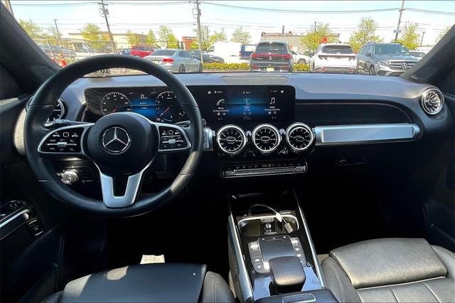 used 2023 Mercedes-Benz GLB 250 car, priced at $43,899