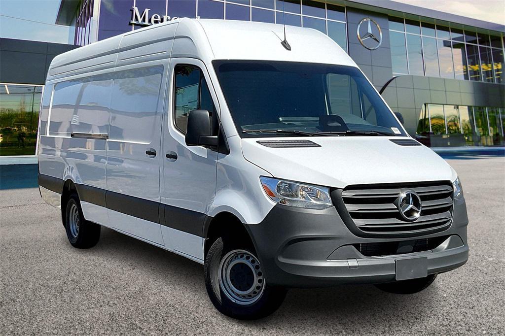 new 2025 Mercedes-Benz Sprinter 3500 car, priced at $76,325