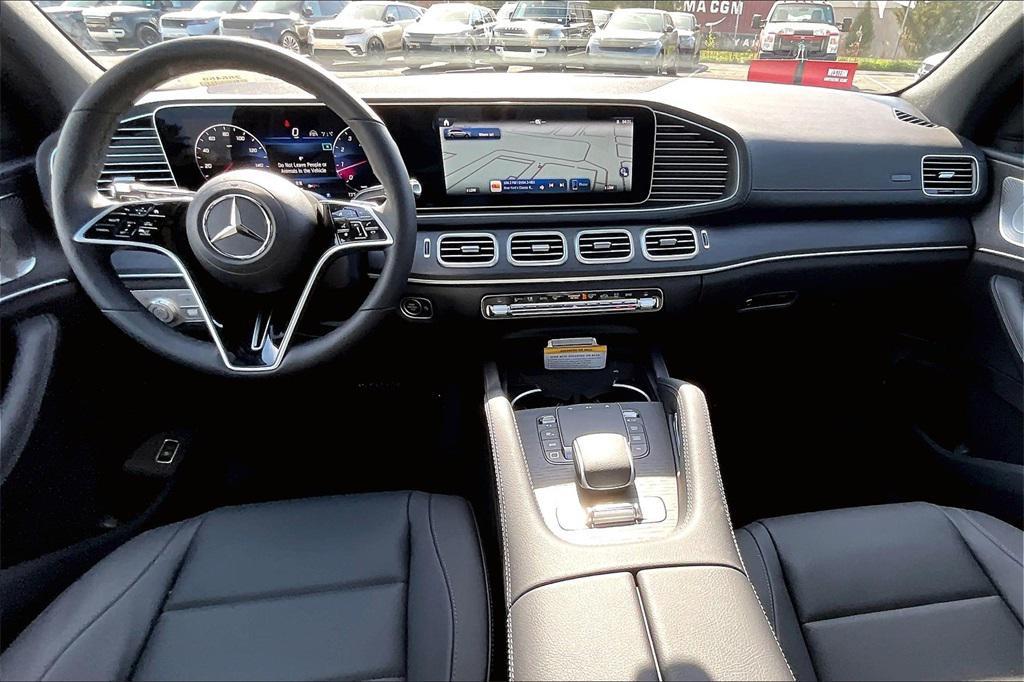 new 2025 Mercedes-Benz GLS 450 car, priced at $91,185