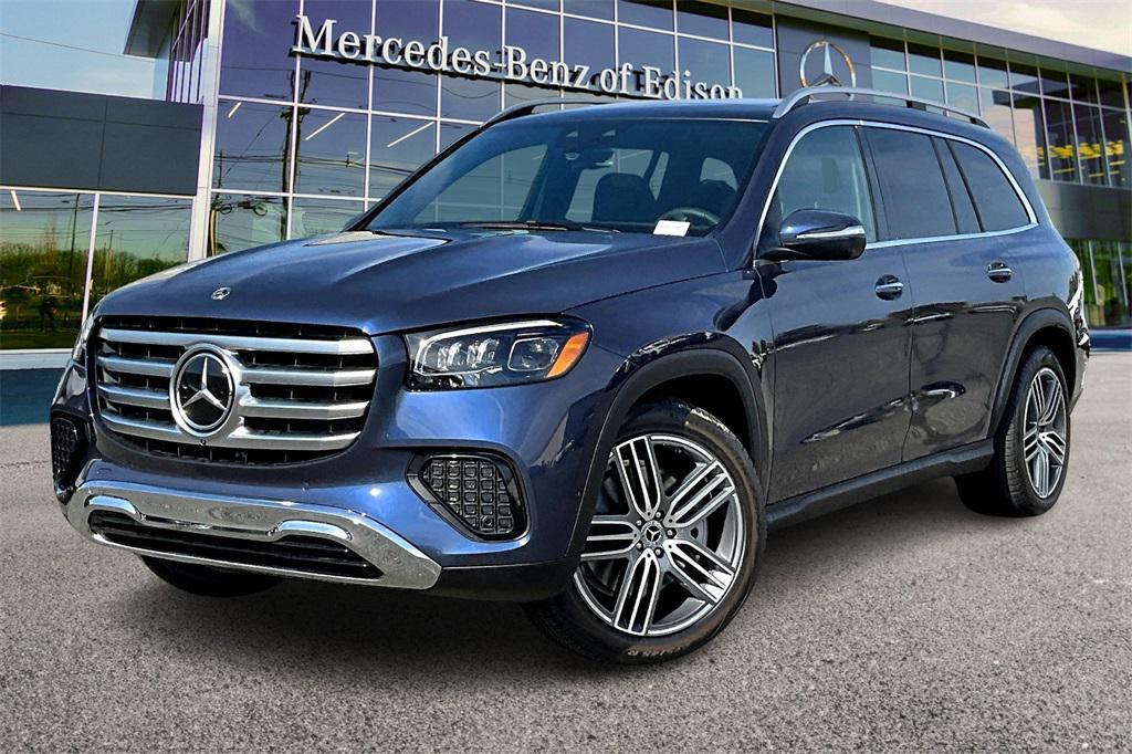new 2025 Mercedes-Benz GLS 450 car, priced at $91,185