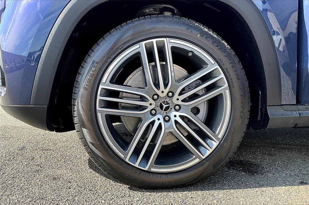 new 2025 Mercedes-Benz GLS 450 car, priced at $91,185