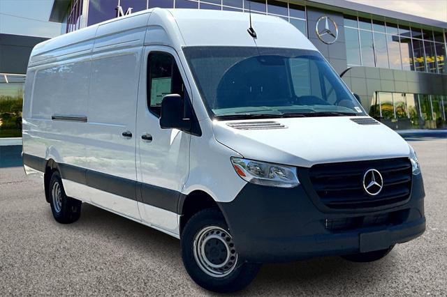 new 2024 Mercedes-Benz Sprinter 3500 car, priced at $73,125