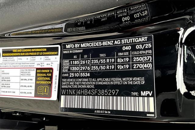 new 2025 Mercedes-Benz GLC 300 car, priced at $67,005