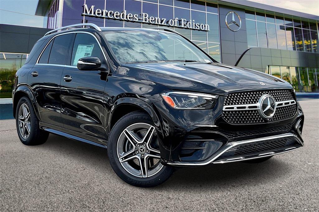 new 2026 Mercedes-Benz GLE 450 car, priced at $77,820