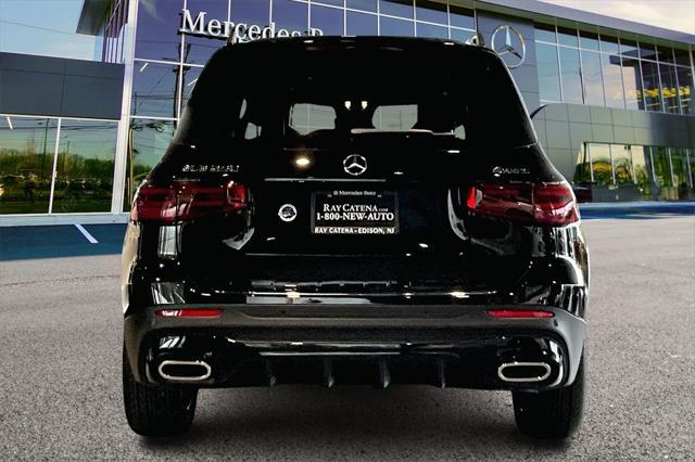 new 2024 Mercedes-Benz GLB 250 car, priced at $54,325