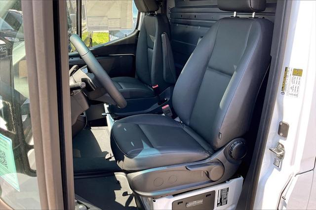 new 2025 Mercedes-Benz Sprinter 2500 car, priced at $67,968