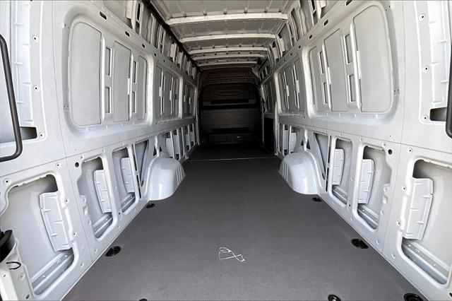 new 2025 Mercedes-Benz Sprinter 2500 car, priced at $67,968