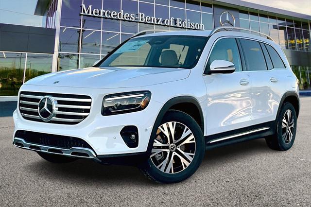 new 2025 Mercedes-Benz GLB 250 car, priced at $50,795