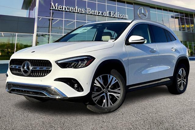 new 2025 Mercedes-Benz GLA 250 car, priced at $47,295