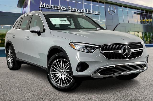 new 2025 Mercedes-Benz GLC 300 car, priced at $58,020