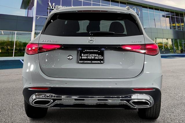new 2025 Mercedes-Benz GLC 300 car, priced at $58,020