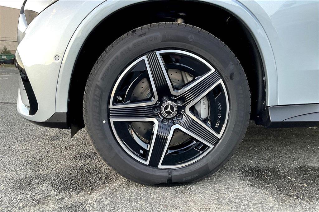 new 2026 Mercedes-Benz GLC 300 car, priced at $63,070