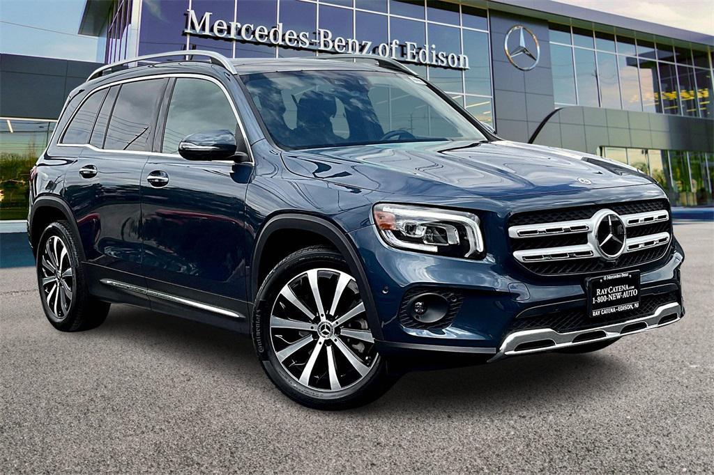 used 2022 Mercedes-Benz GLB 250 car, priced at $36,500
