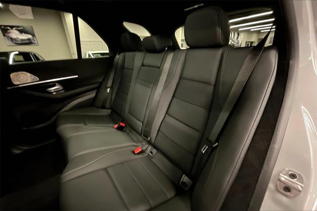 new 2025 Mercedes-Benz GLE 450 car, priced at $83,235
