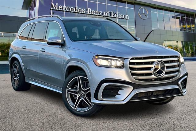 new 2025 Mercedes-Benz GLS 450 car, priced at $96,365