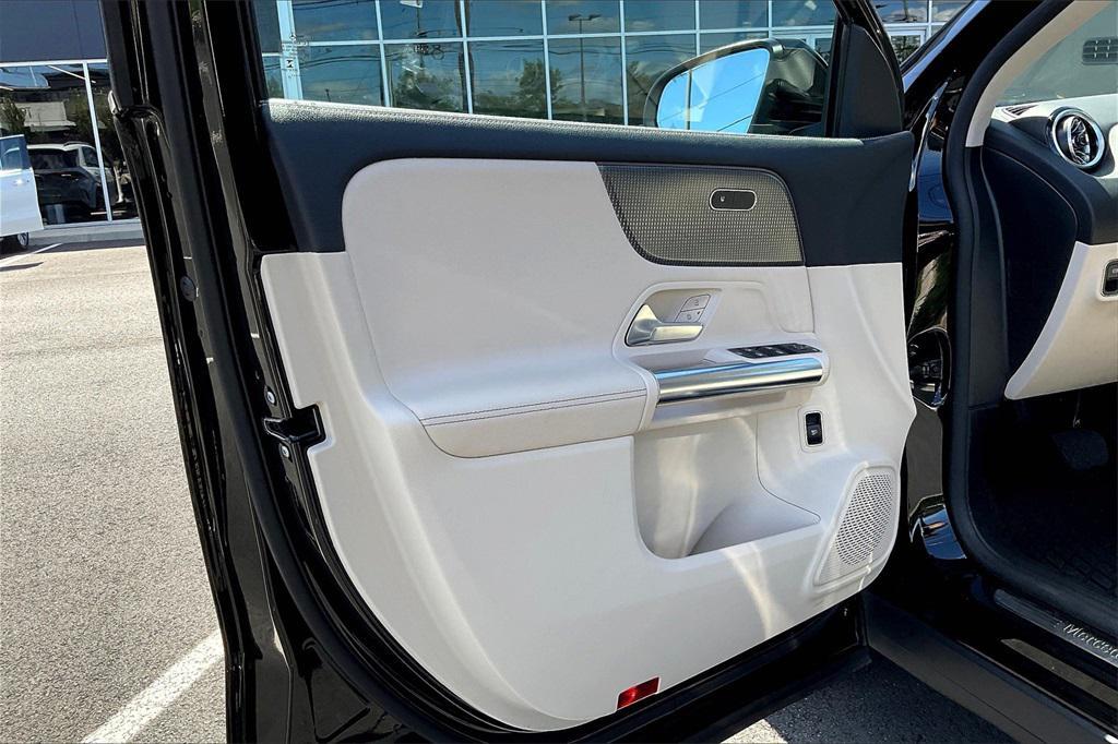 used 2022 Mercedes-Benz GLA 250 car, priced at $31,995