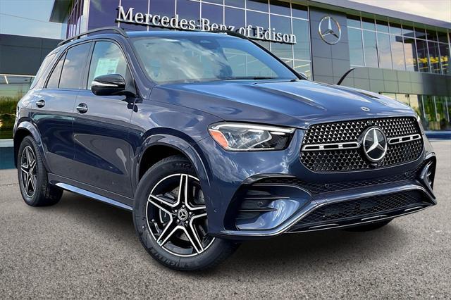 new 2025 Mercedes-Benz GLE 350 car, priced at $72,300