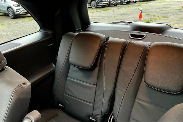 new 2025 Mercedes-Benz GLS 450 car, priced at $103,425