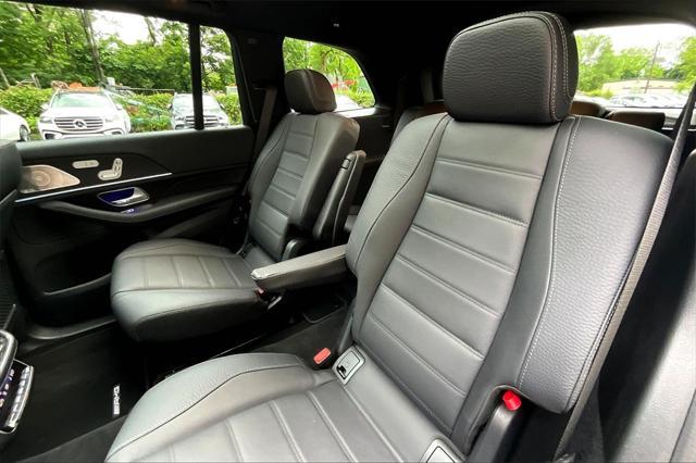 new 2025 Mercedes-Benz GLS 450 car, priced at $103,425