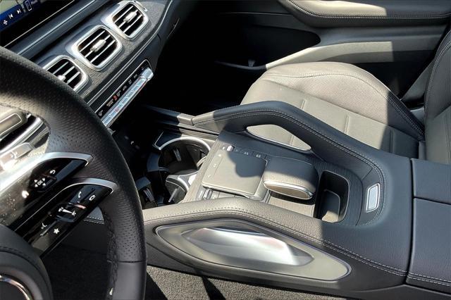 new 2025 Mercedes-Benz GLE 450 car, priced at $85,130