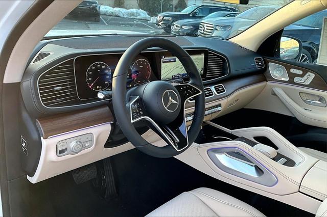 new 2025 Mercedes-Benz GLS 450 car, priced at $91,185