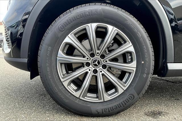 new 2025 Mercedes-Benz GLC 300 car, priced at $54,740
