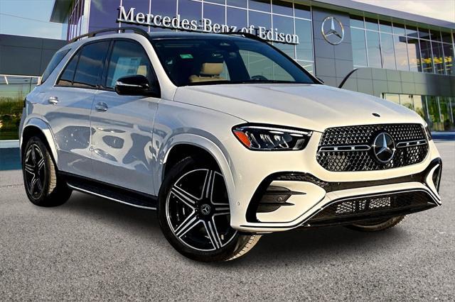 new 2025 Mercedes-Benz GLE 450e car, priced at $85,990