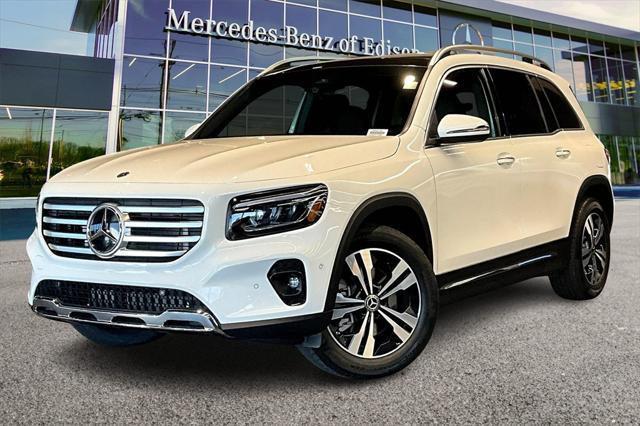 new 2025 Mercedes-Benz GLB 250 car, priced at $50,450