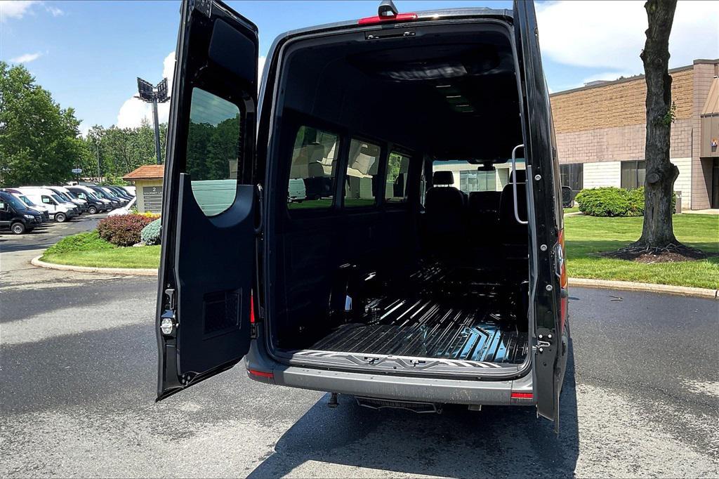new 2025 Mercedes-Benz Sprinter 3500 car, priced at $84,172