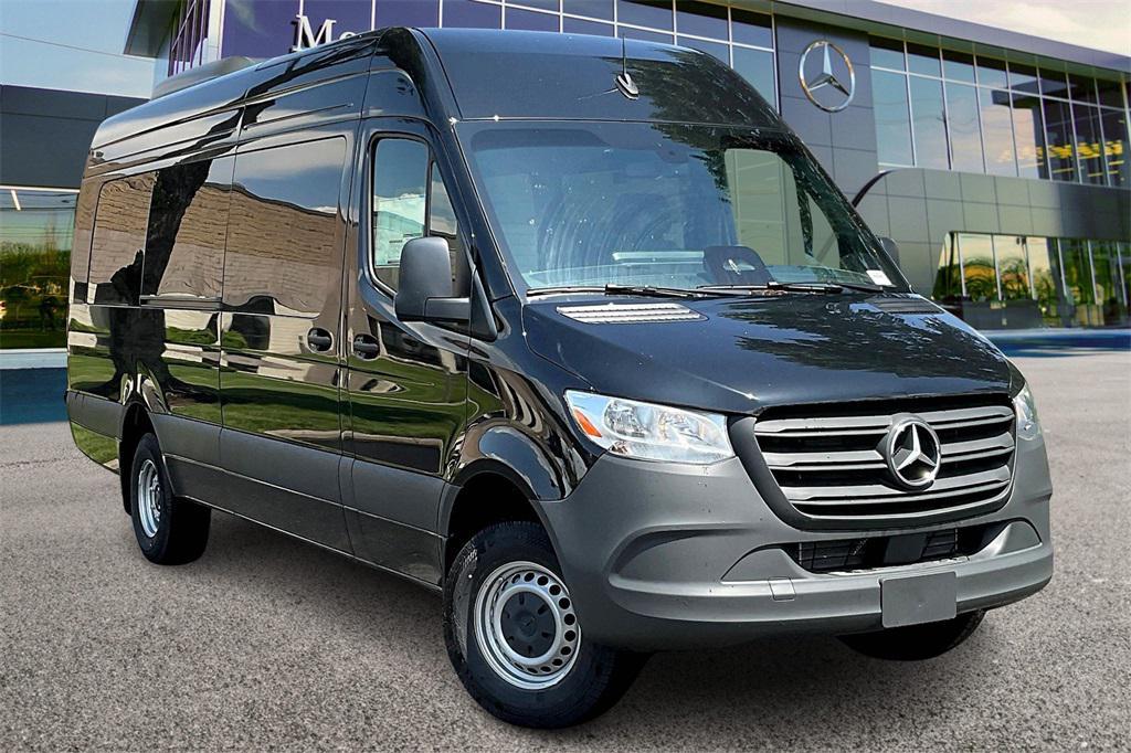 new 2025 Mercedes-Benz Sprinter 3500 car, priced at $84,172