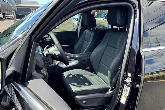 new 2025 Mercedes-Benz GLE 450e car, priced at $76,270