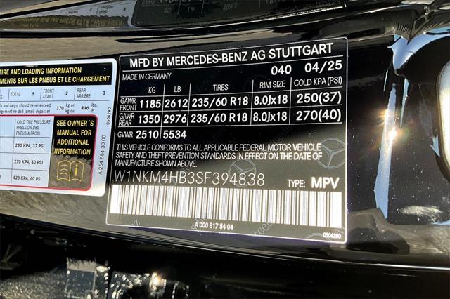 new 2025 Mercedes-Benz GLC 300 car, priced at $56,570