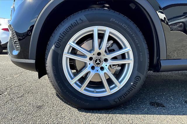 new 2025 Mercedes-Benz GLC 300 car, priced at $56,570
