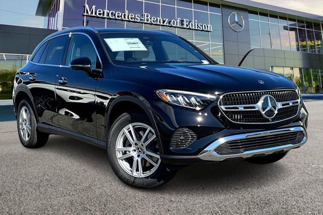 new 2025 Mercedes-Benz GLC 300 car, priced at $56,570