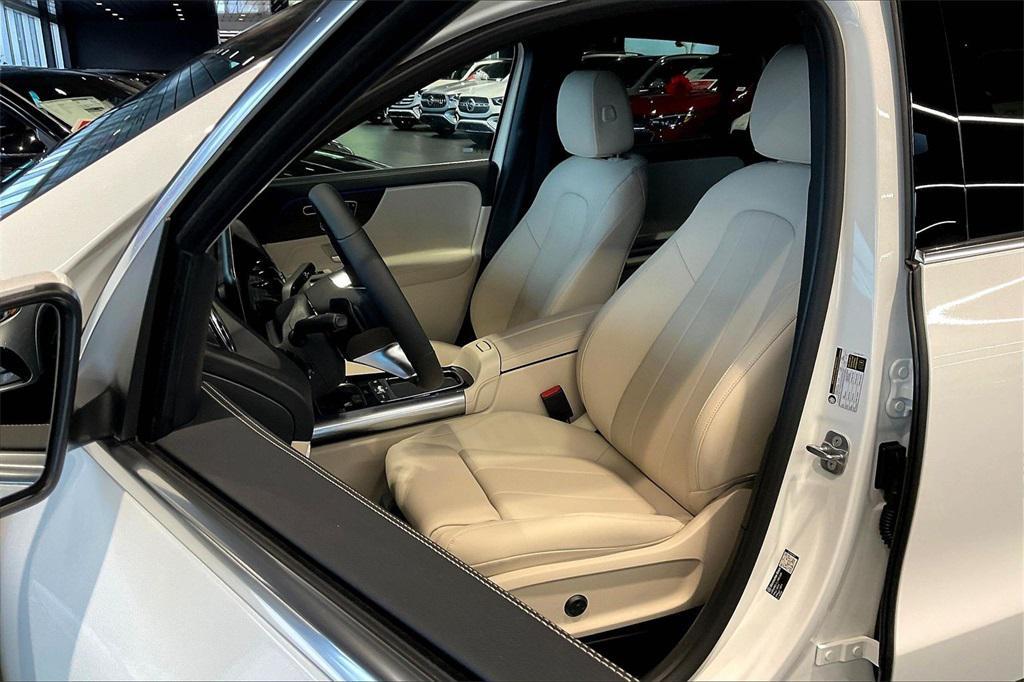 new 2026 Mercedes-Benz GLA 250 car, priced at $49,345