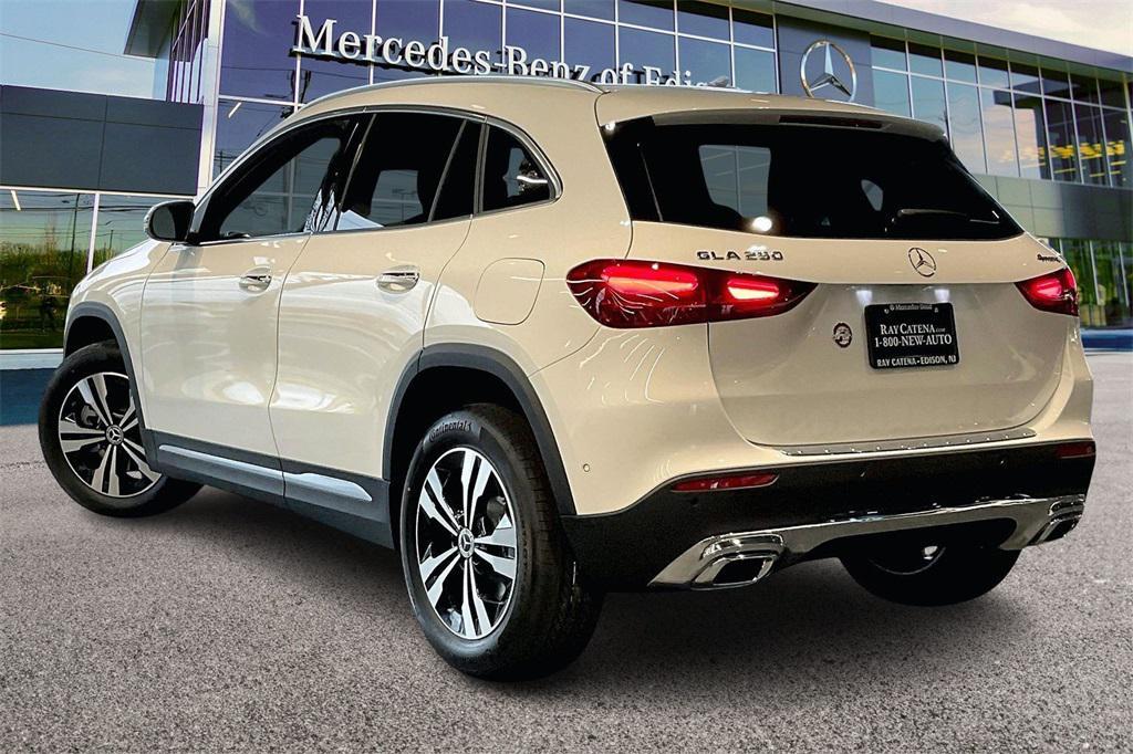 new 2026 Mercedes-Benz GLA 250 car, priced at $49,345