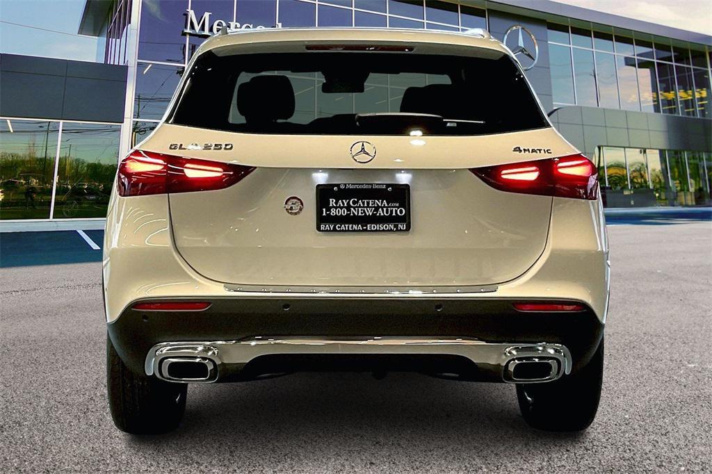 new 2026 Mercedes-Benz GLA 250 car, priced at $49,345